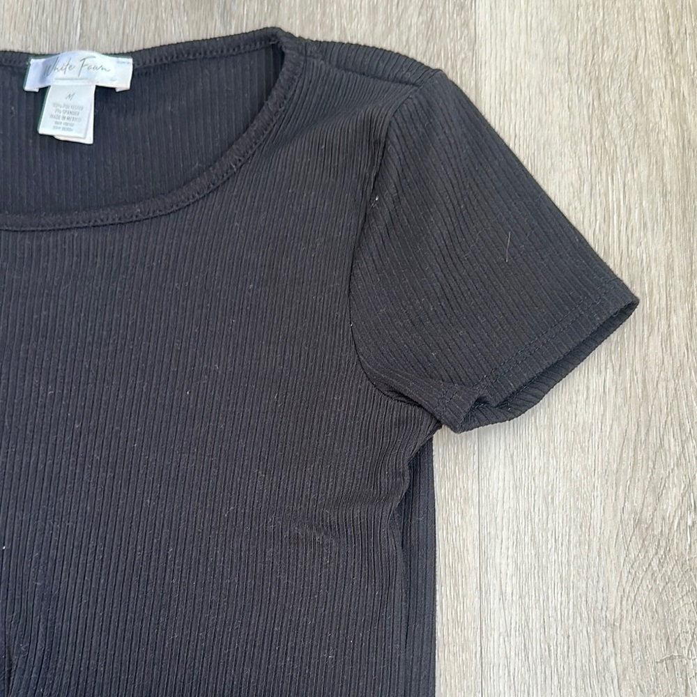 Black Ruched Top size medium - Picture 4 of 8